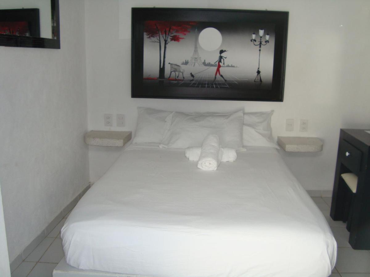 Hotel & Suites Vayor San Patricio Melaque Rom bilde